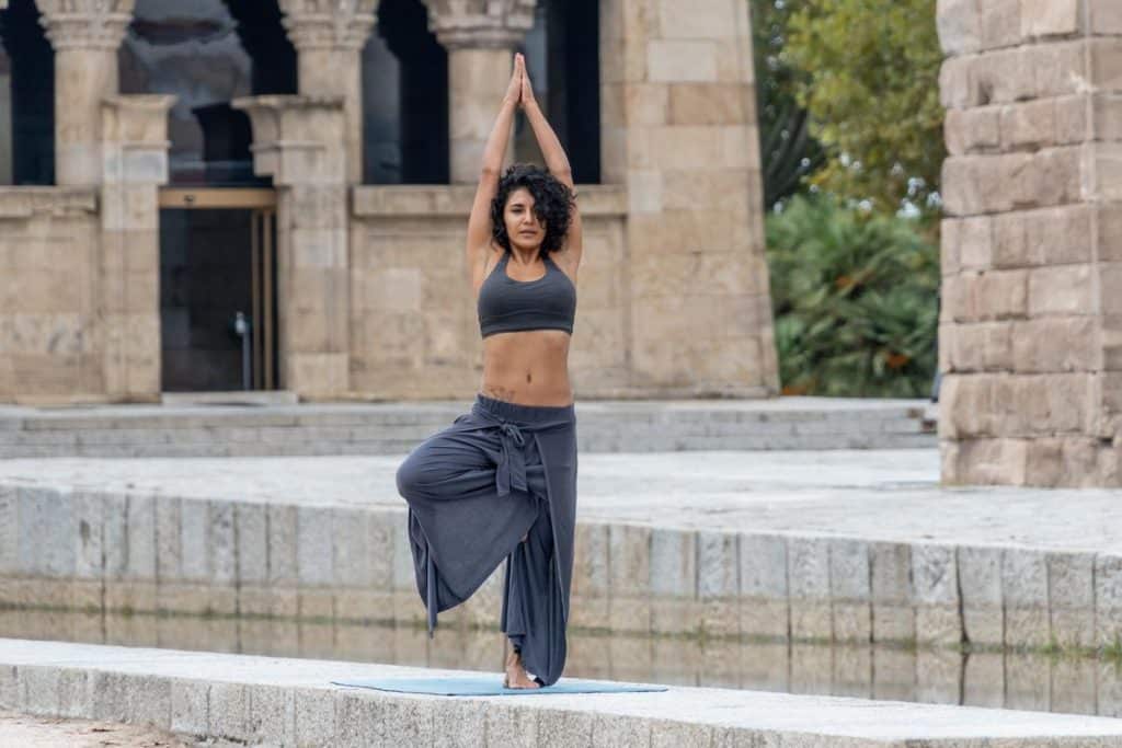 posture du guerrier yoga