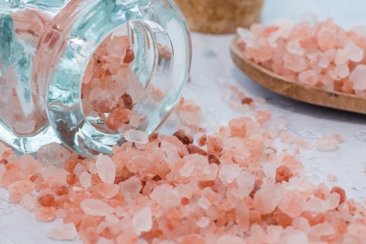 sel-rose-himalaya-vertus-spirituelles-rituels