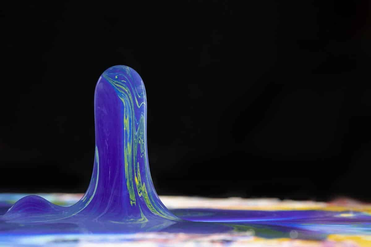 urine fluorescent